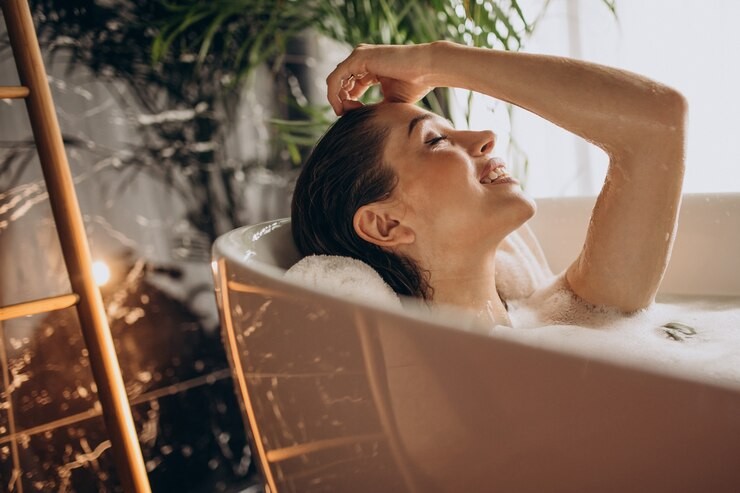 Read more about the article Top 7 Benefits of Soaking in a Magnesium Bath